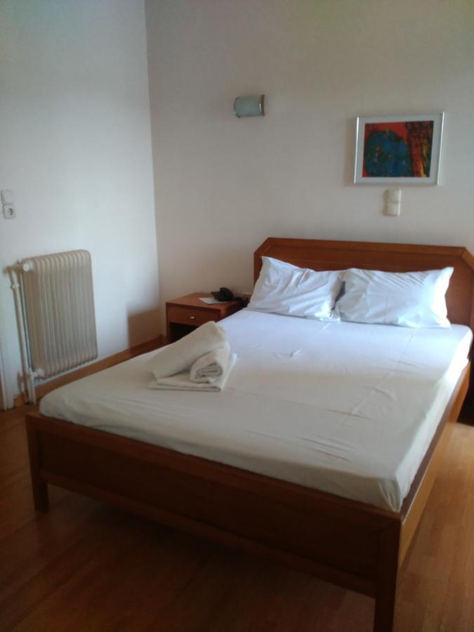 Glaros Hotel Skaramangás Buitenkant foto
