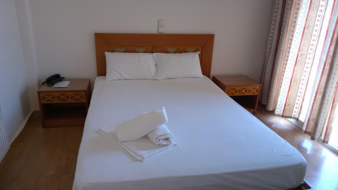 Glaros Hotel Skaramangás Buitenkant foto