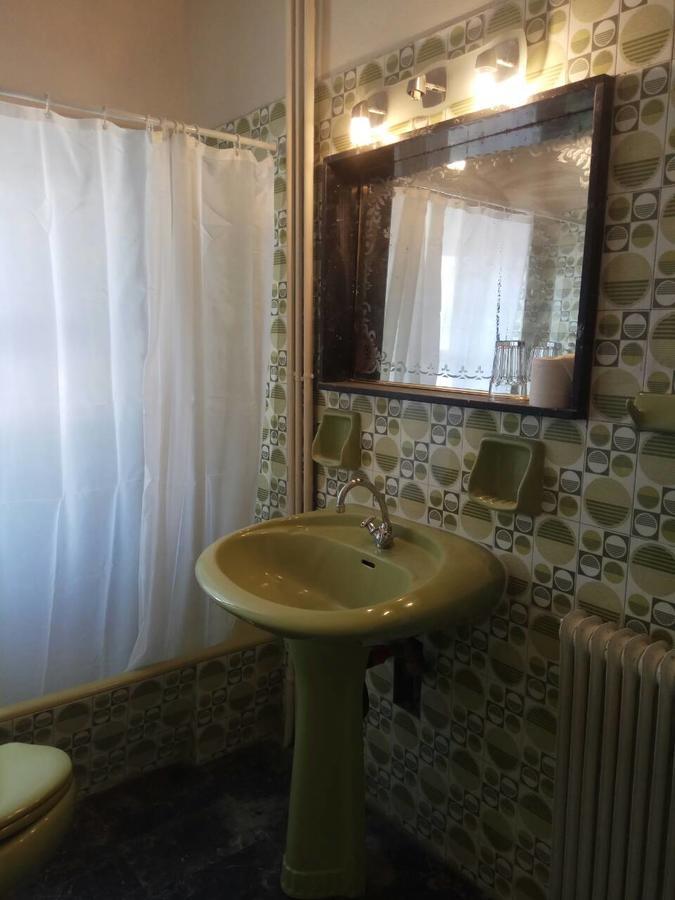 Glaros Hotel Skaramangás Buitenkant foto